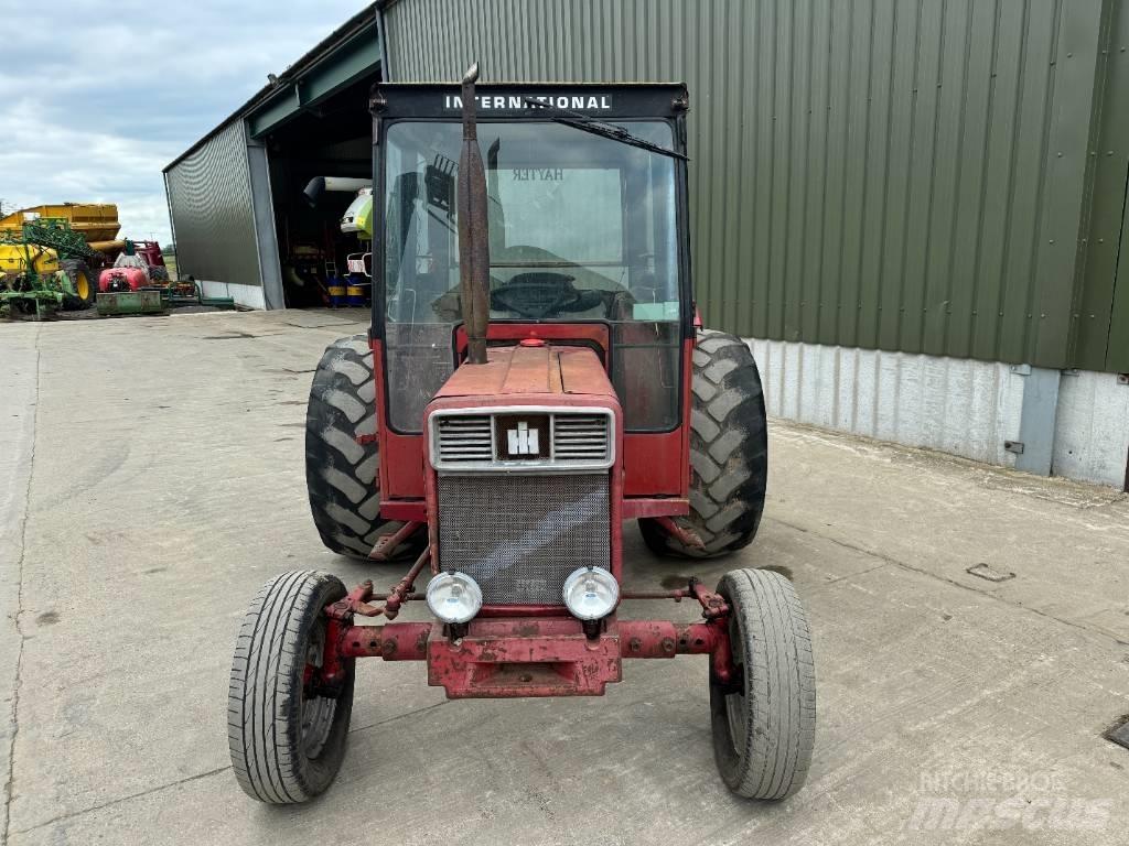 International 533 Traktory