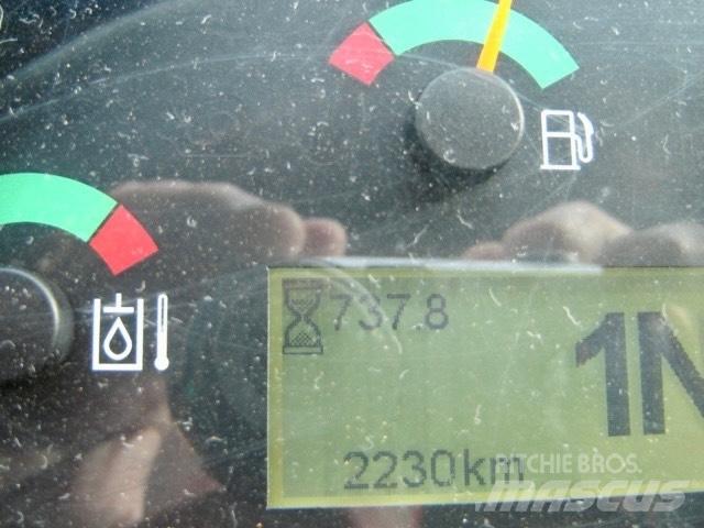 CAT 906 M Kolesové nakladače