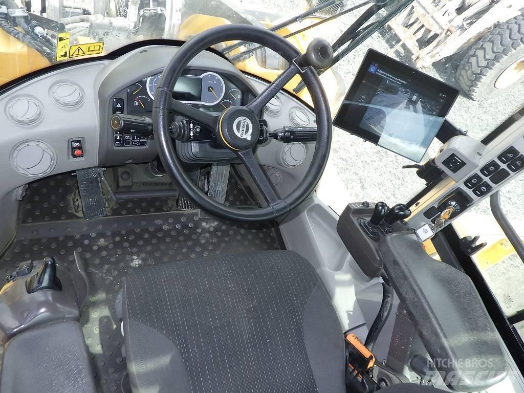 Volvo L 220 H Kolesové nakladače