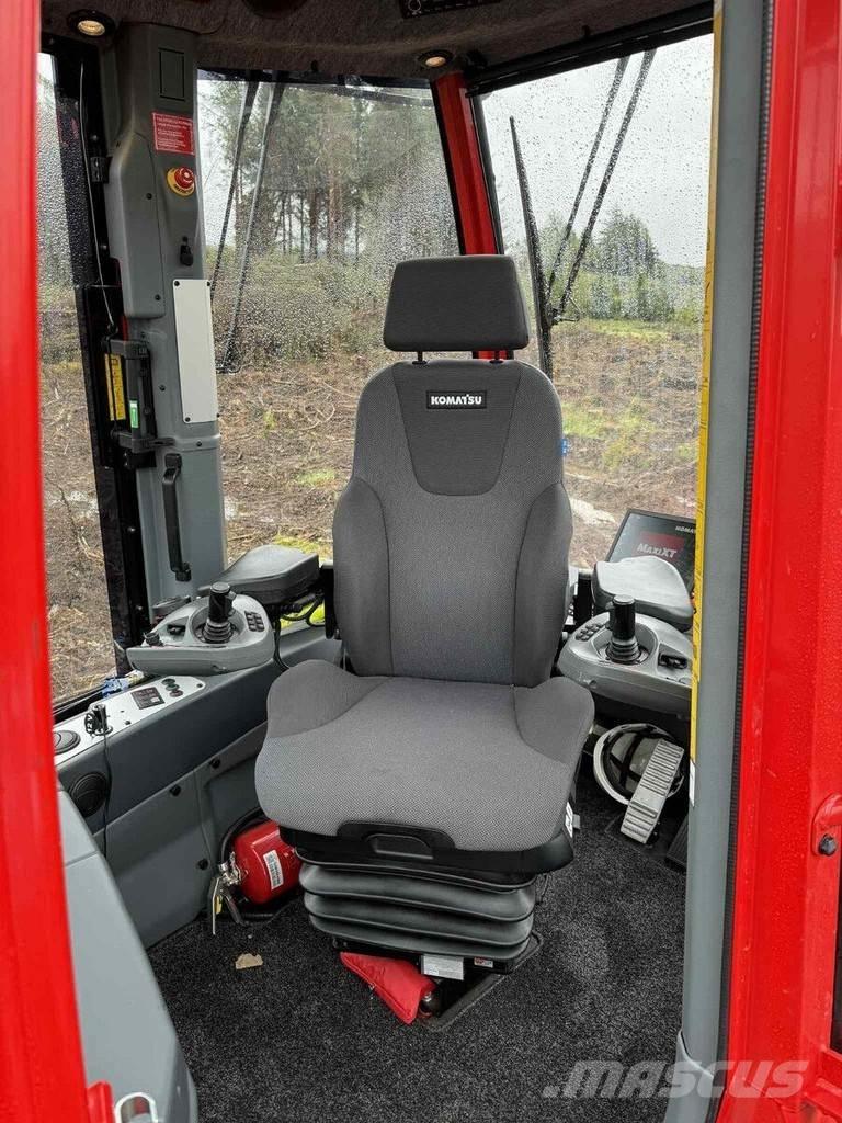 Komatsu 875 Lesné traktory