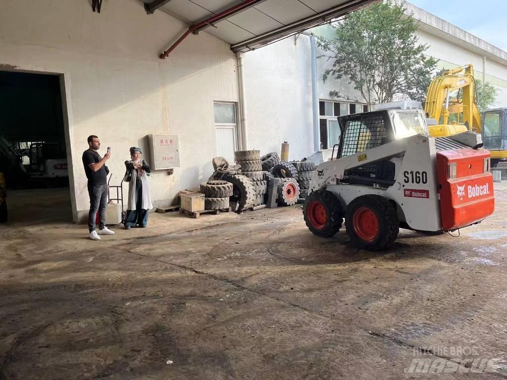 Bobcat S 160 Šmykom riadené nakladače