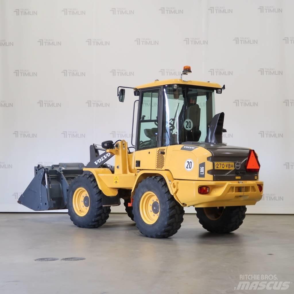 Volvo L30G Kolesové nakladače