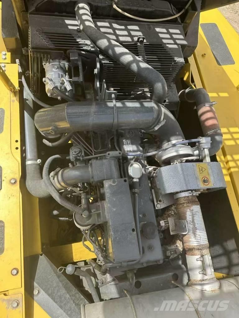 Komatsu PC 350 Pásové rýpadlá