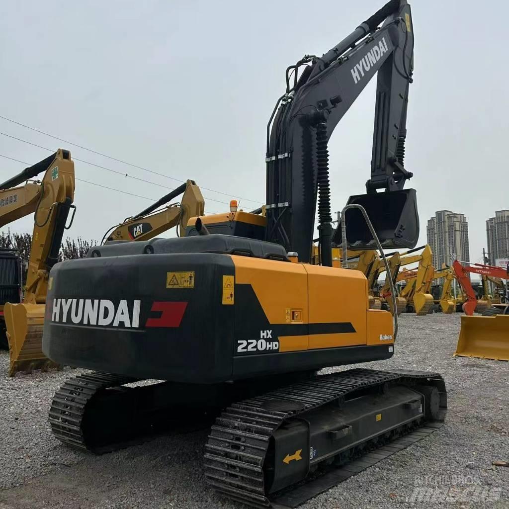 Hyundai 220VS Pásové rýpadlá