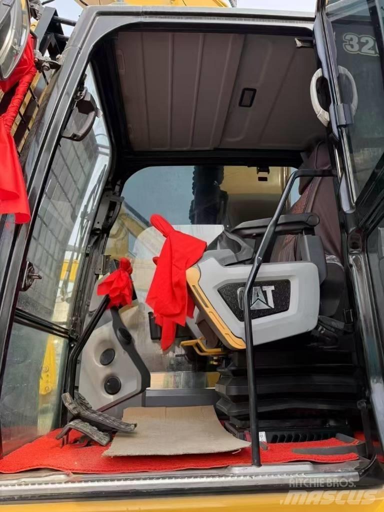 CAT 320GC Pásové rýpadlá