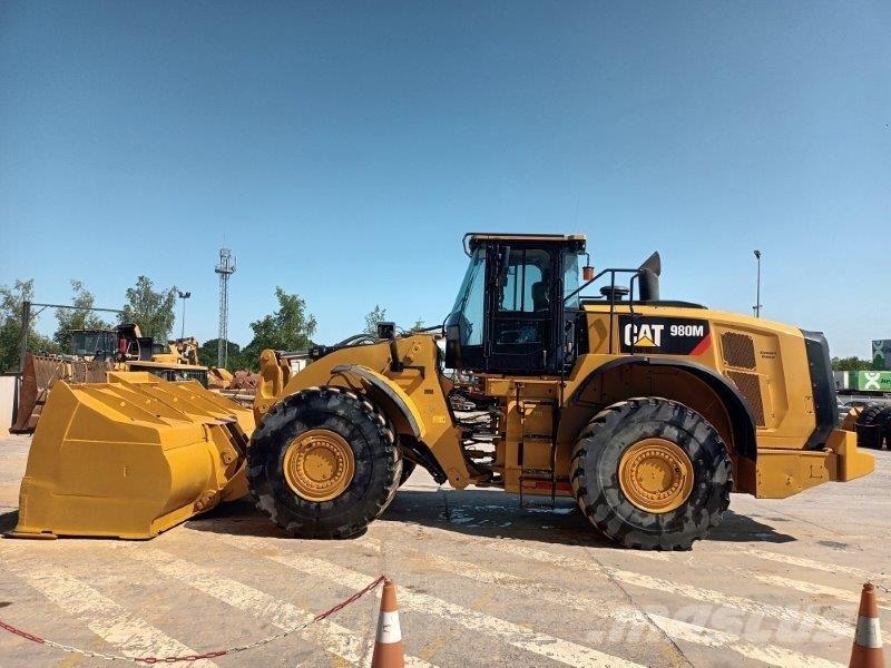 CAT 980 M Kolesové nakladače