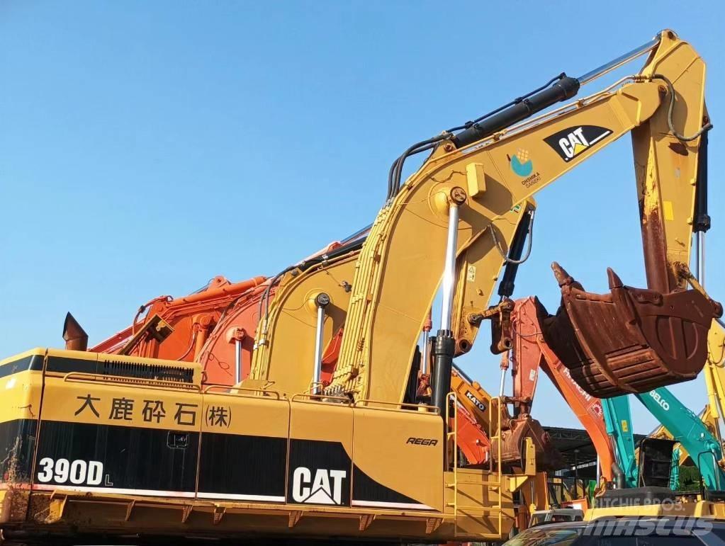 CAT CAT390DL Midi rýpadlá 7 t - 12 t