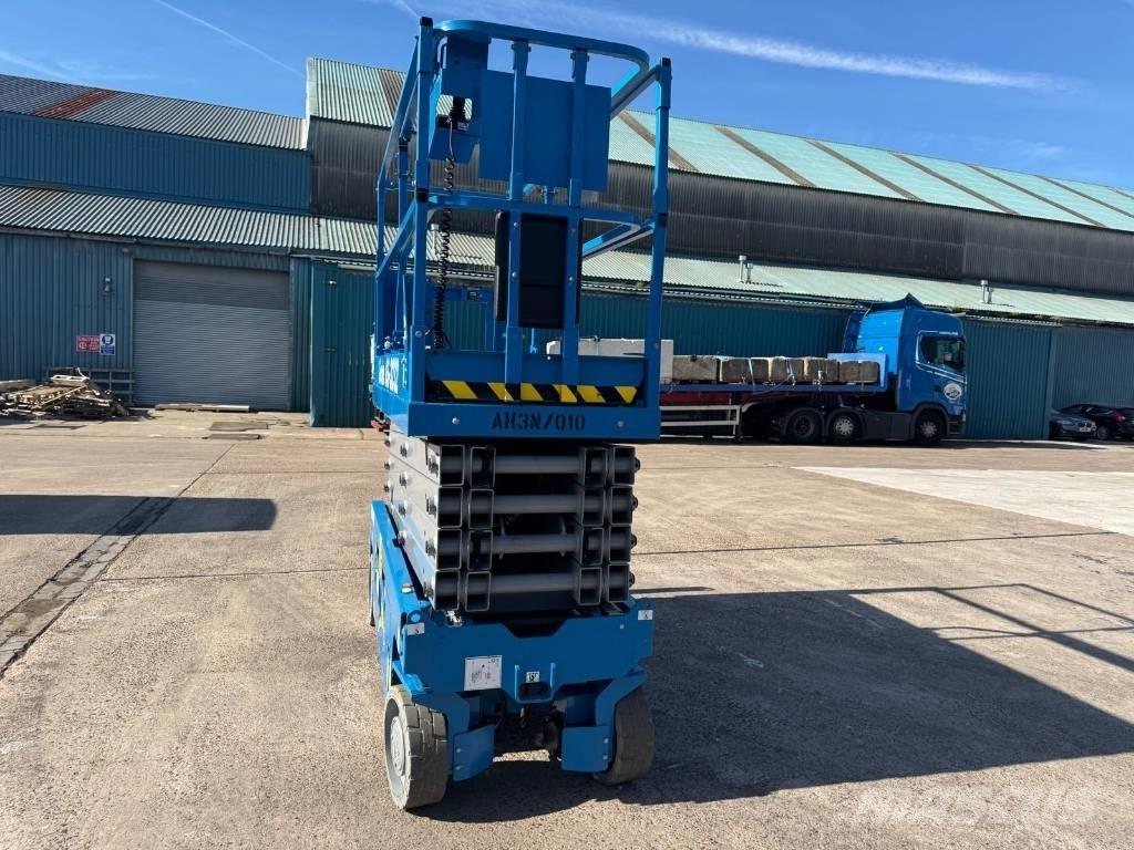 Genie GS 3232 Nožnicové zdvíhacie plošiny