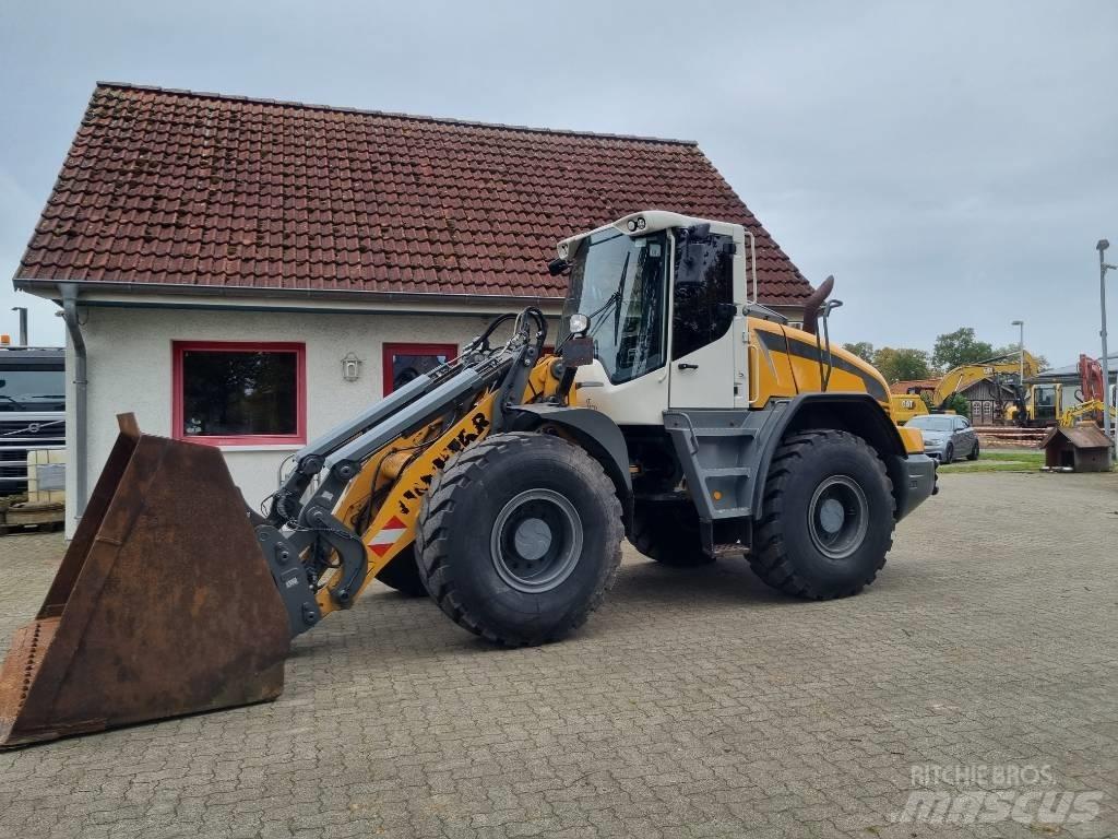 Liebherr L 526 Kolesové nakladače