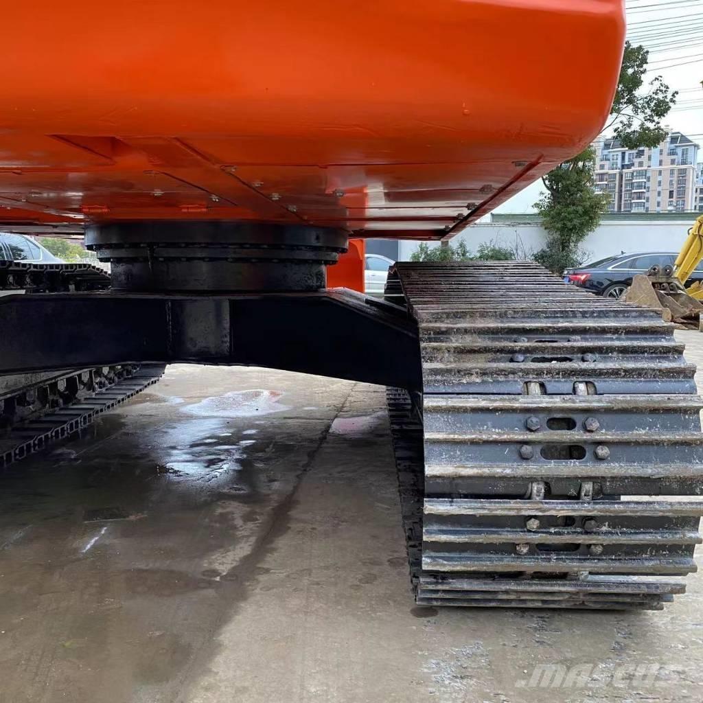 Doosan DX 225 LC Pásové rýpadlá