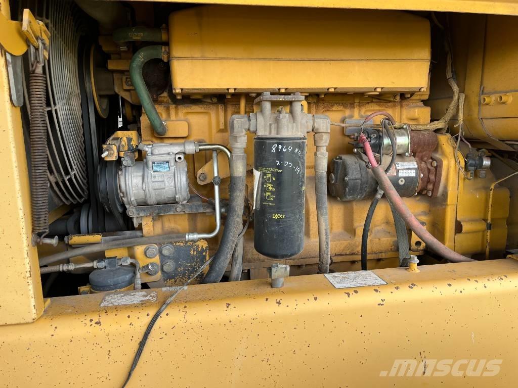 John Deere 770 BH Grejdery