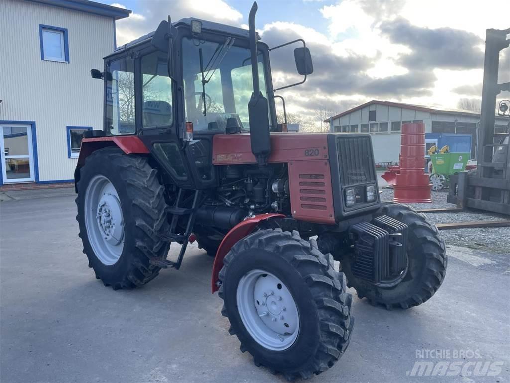 Belarus MTS 820 Traktory