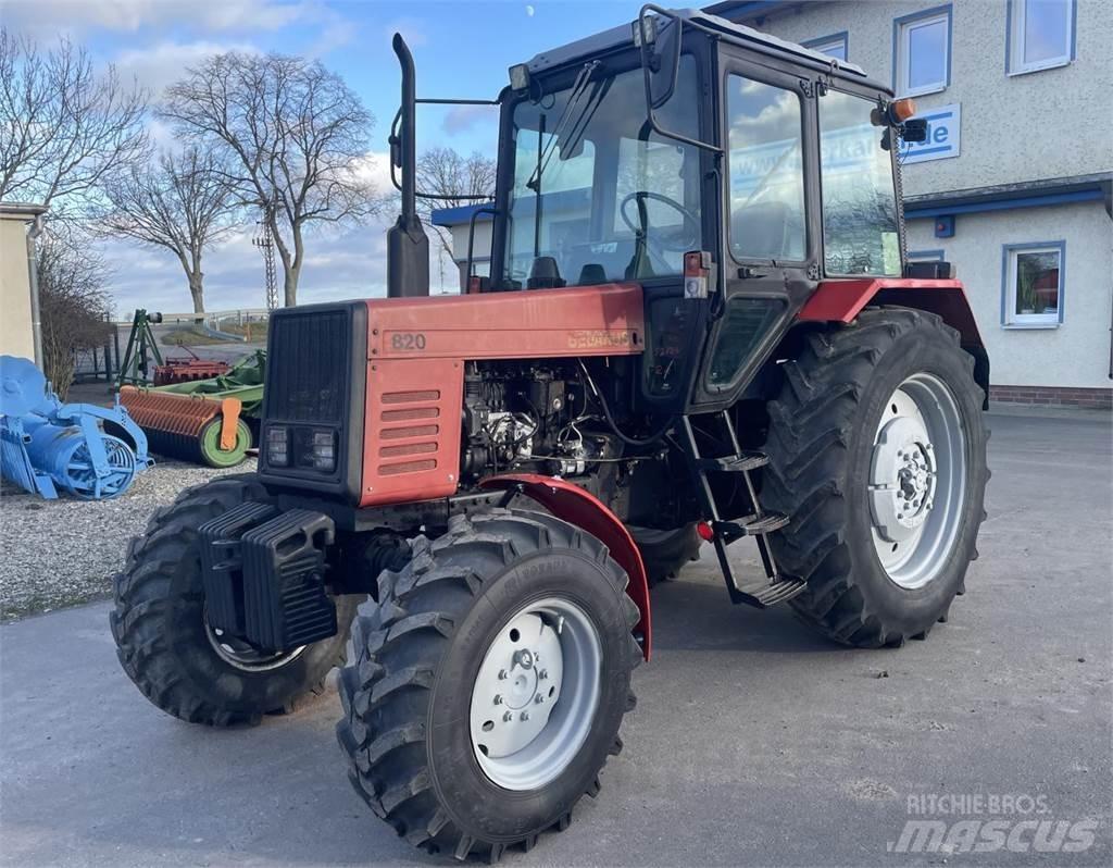 Belarus MTS 820 Traktory