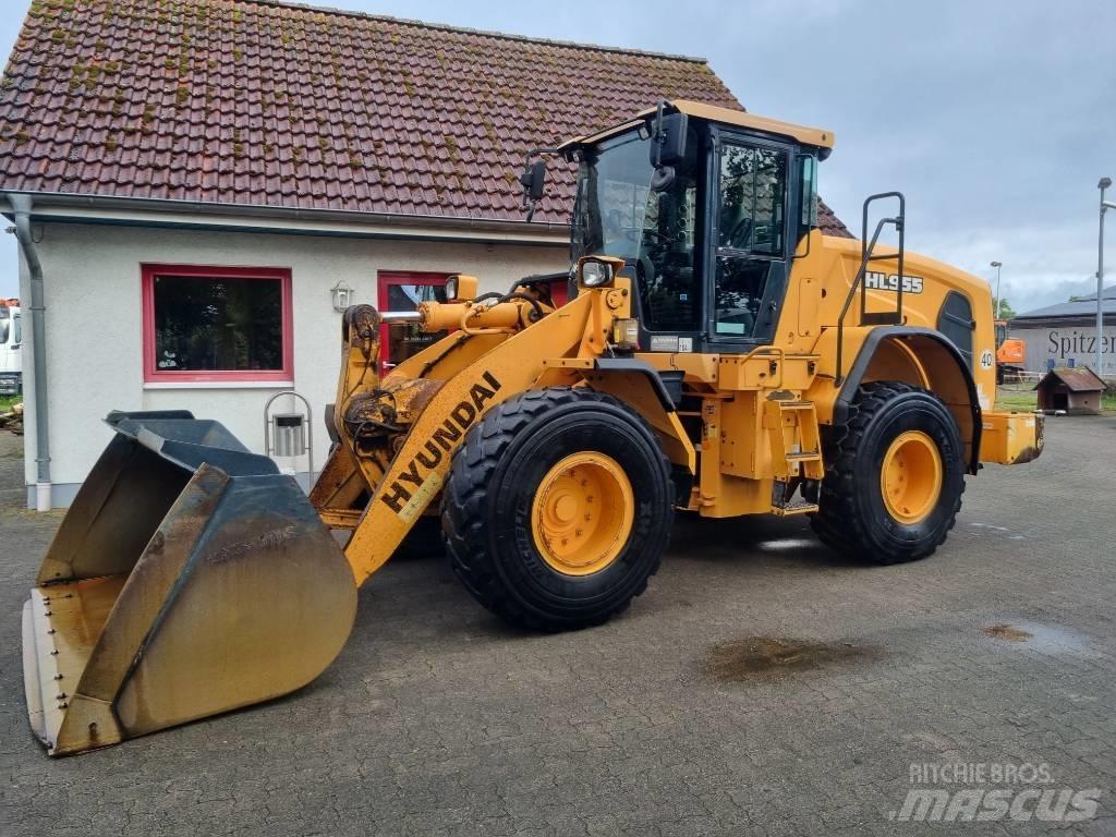 Hyundai HL 955 A Kolesové nakladače