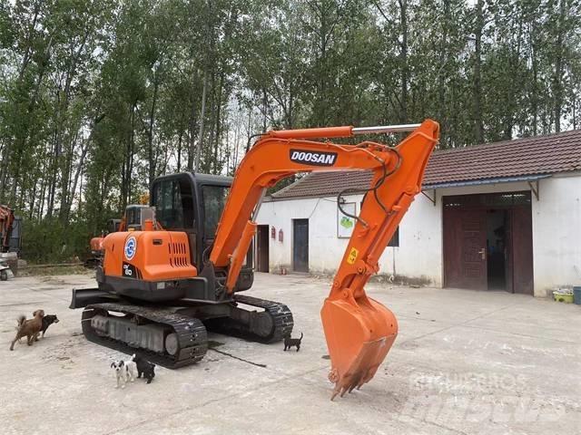 Doosan DX60 Mini rýpadlá < 7t