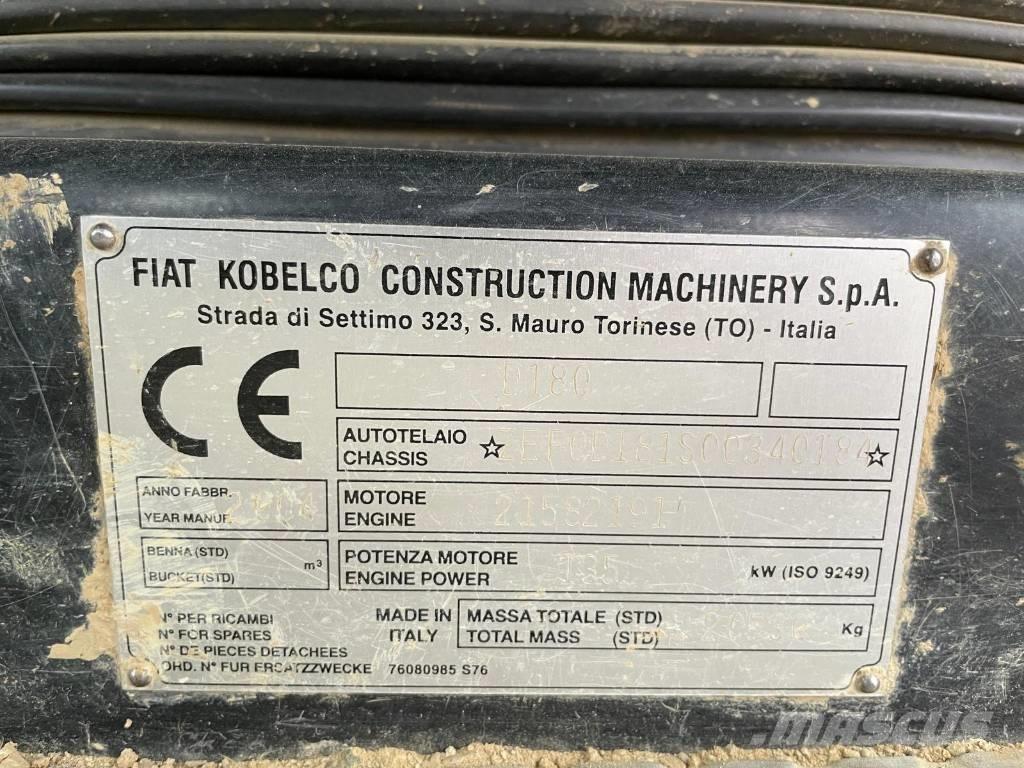 New Holland D180 Pásové dozéry