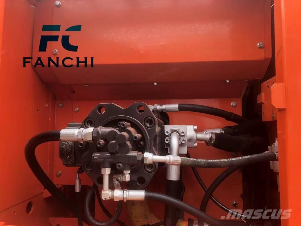 Doosan DX 225 LC Pásové rýpadlá