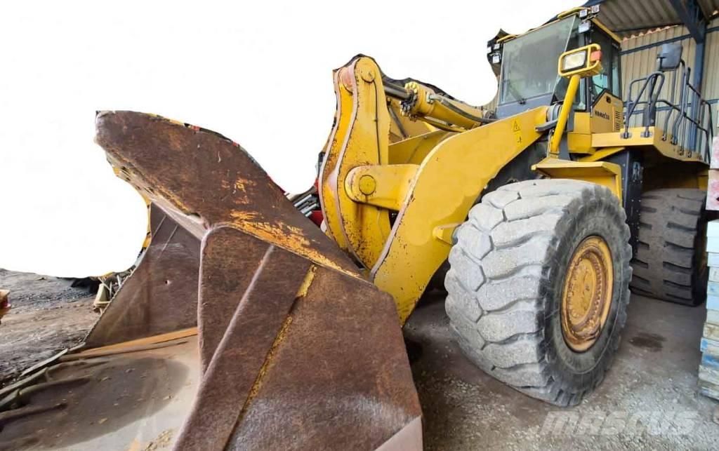 Komatsu WA 600-6 Kolesové nakladače