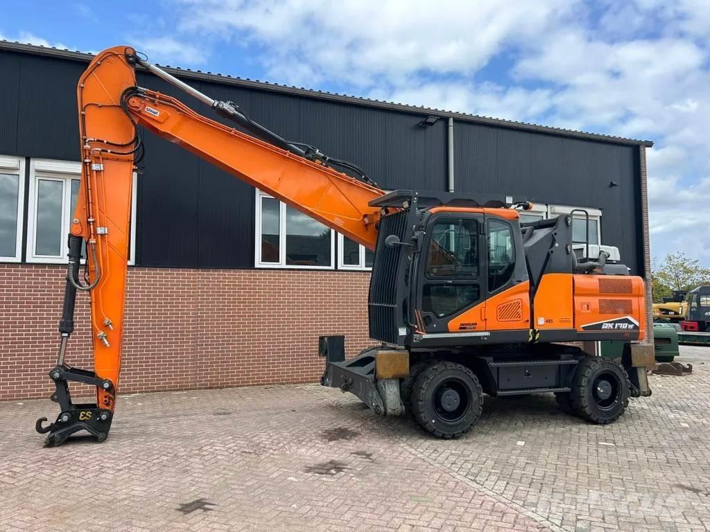 Doosan DX170W-5 Stroje pre manipuláciu s odpadom