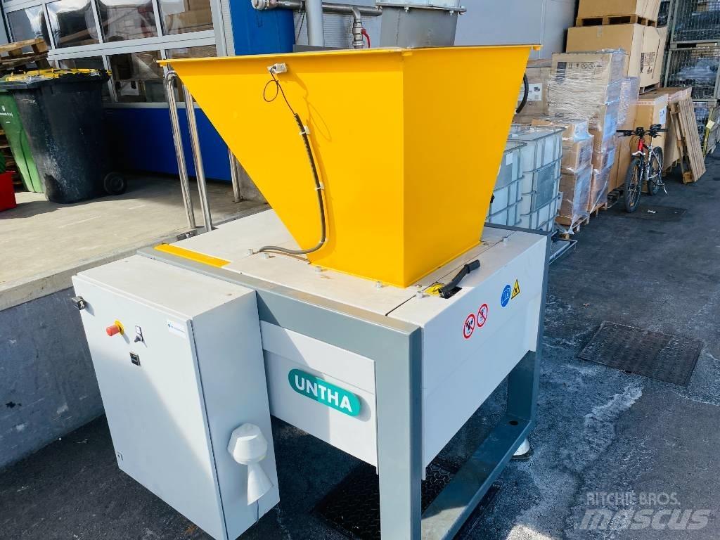 Untha RS30 SHREDDER Drviče odpadu