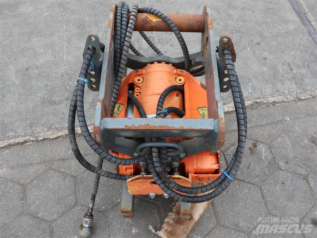  TILT ROTATOR TR07 Rýchlospojky