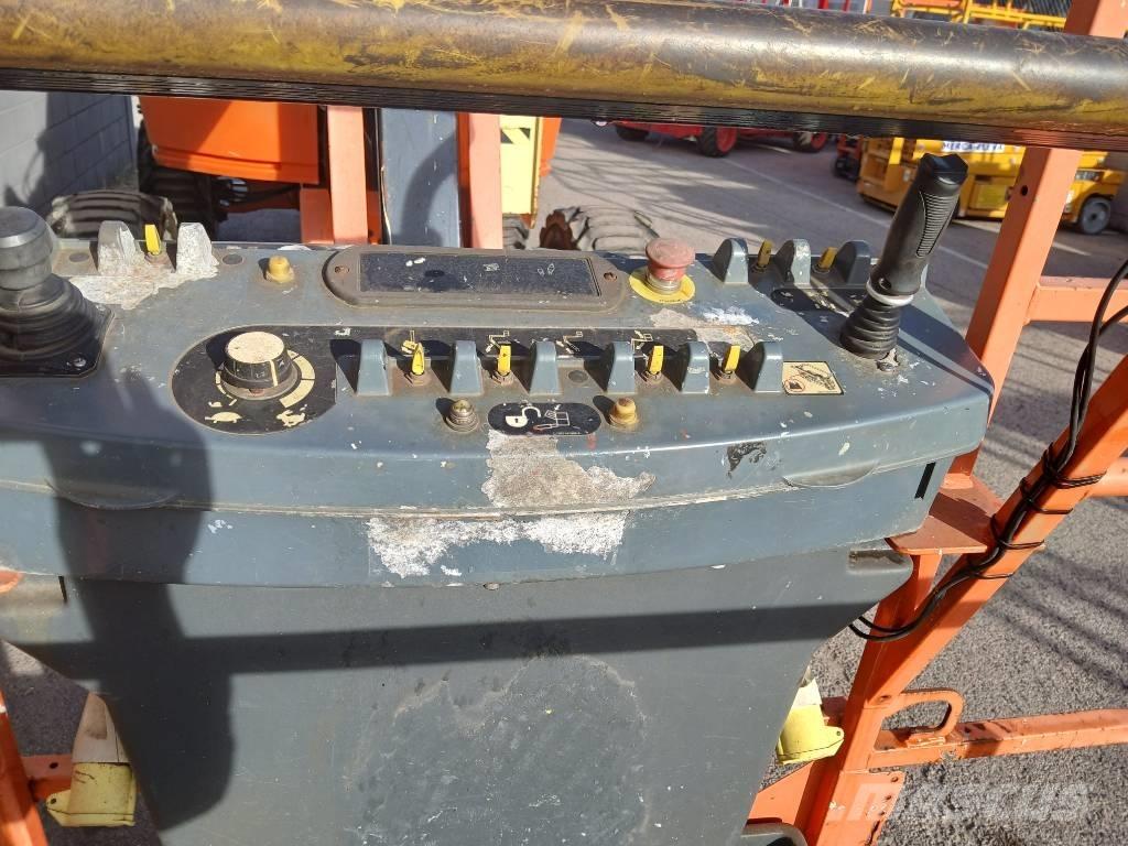 JLG 450 AJ Kĺbové plošiny