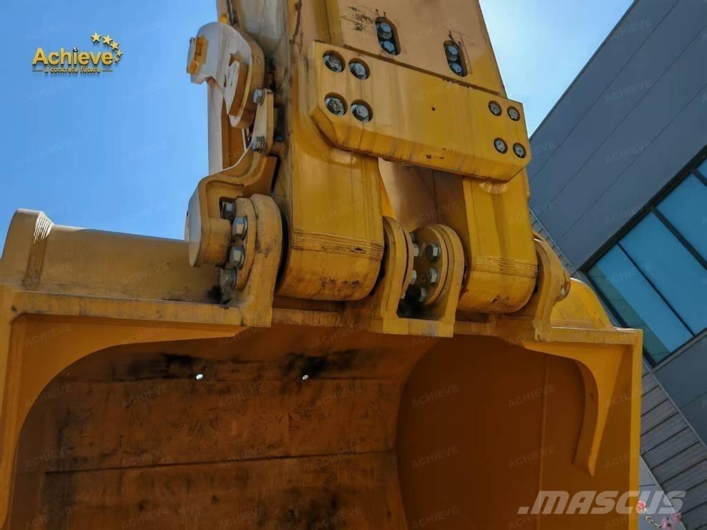 Komatsu PC 2000 Pásové rýpadlá