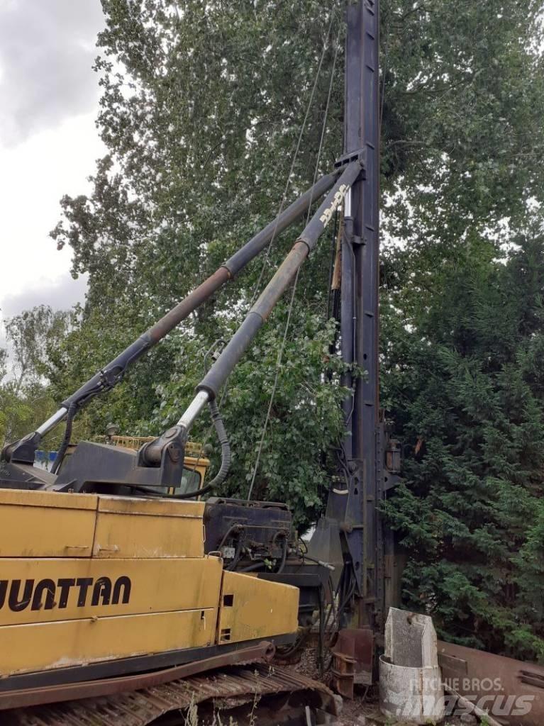 Junttan PV 216 Pilierovej žeriav