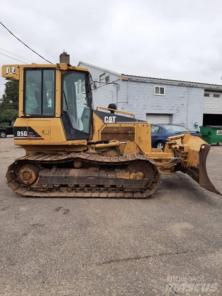 CAT D5GLGP Pásové dozéry