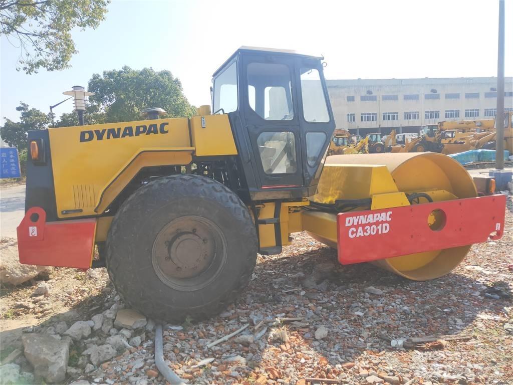 Dynapack DA301D Ťahačové valce