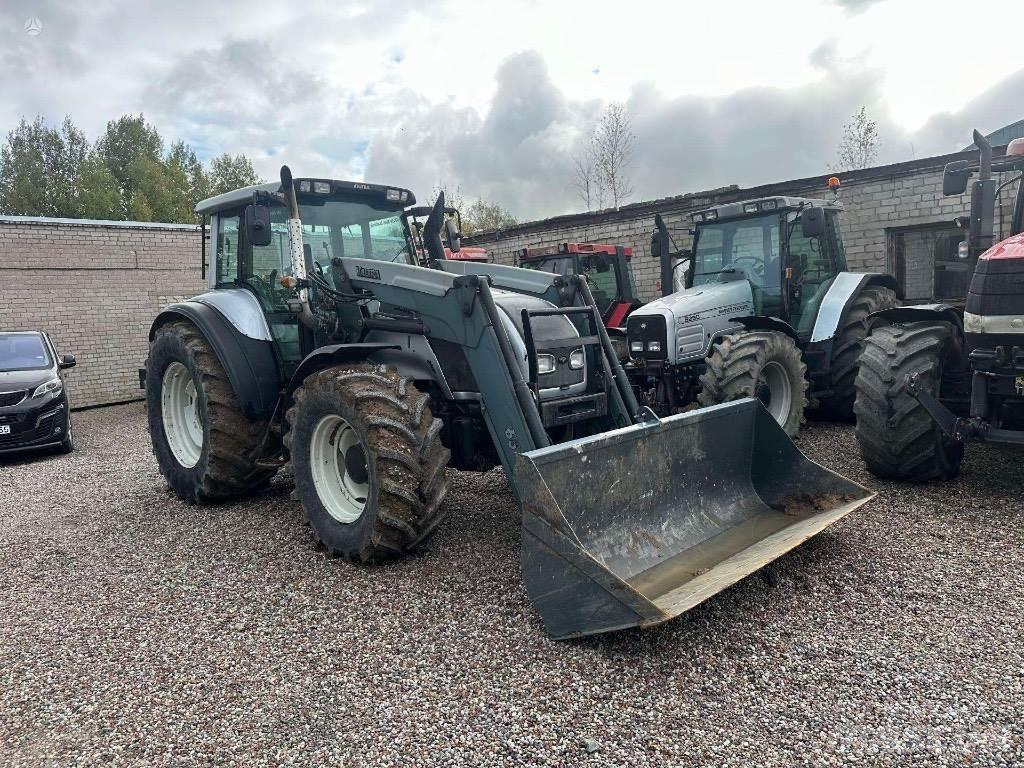 Valtra T 170 Traktory