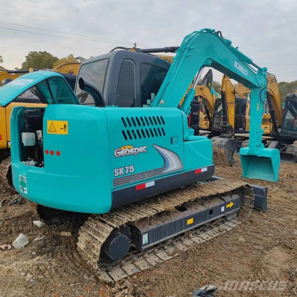 Kobelco SK 75 Pásové rýpadlá