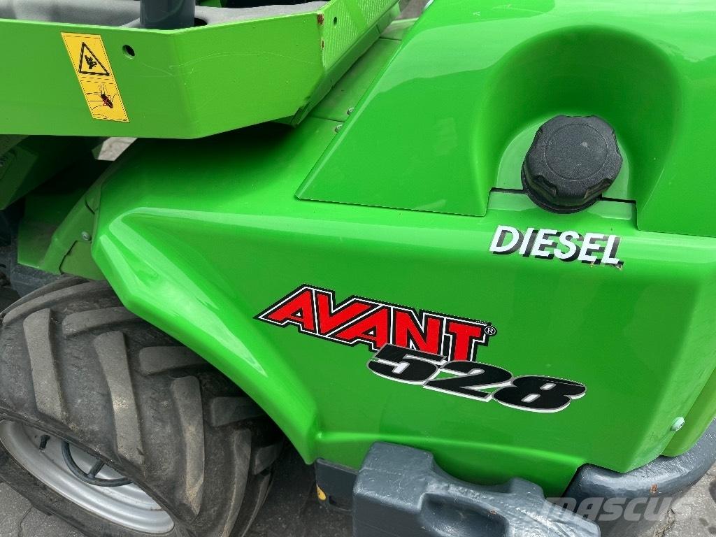Avant 528 Mininakladače
