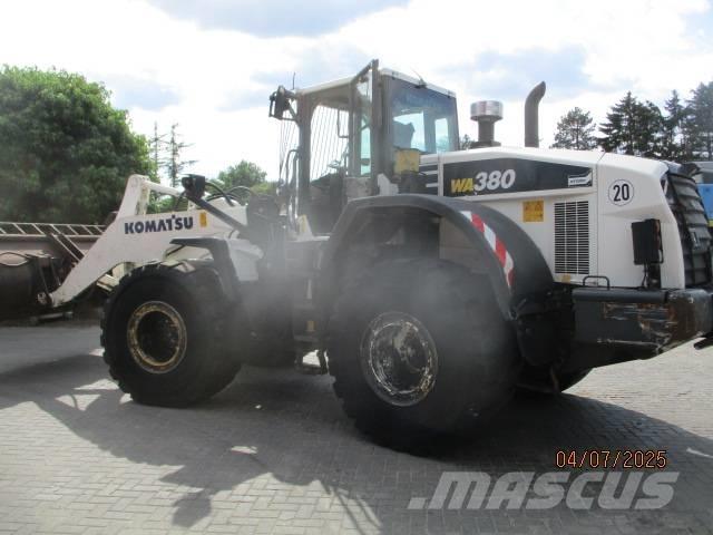 Komatsu WA 380 Kolesové nakladače