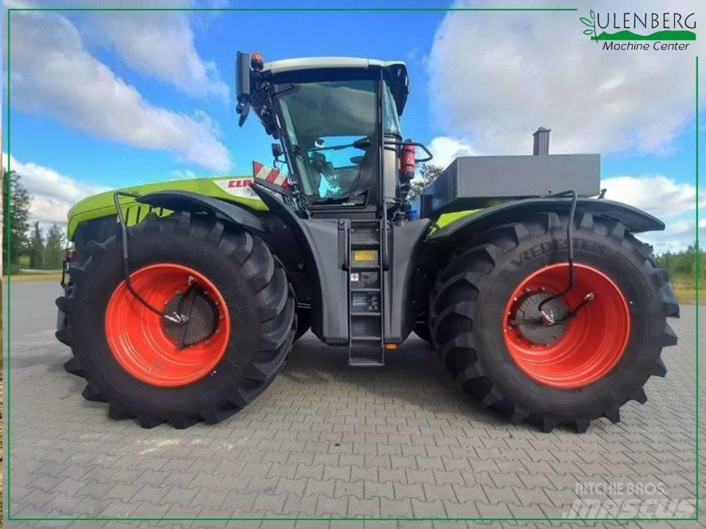 CLAAS XERION 5000 Traktory