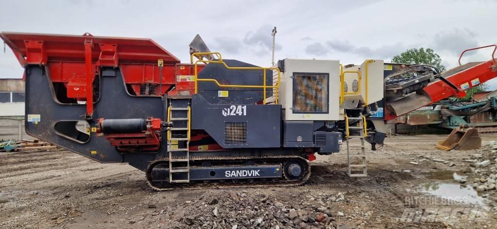 Sandvik QJ 241 Mobilné drviče