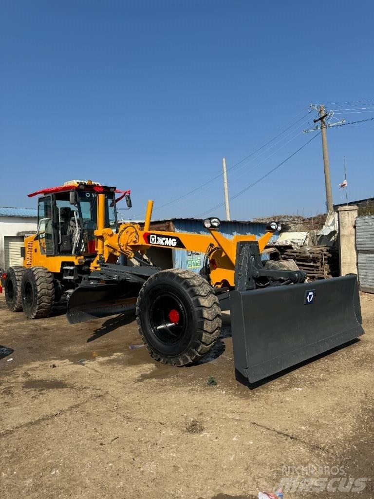 XCMG GR 2153 Grejdery