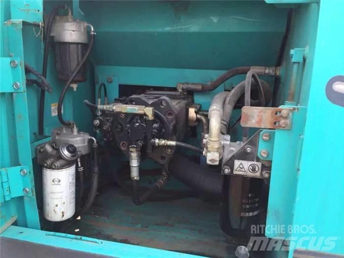 Kobelco SK 200-8 Pásové rýpadlá