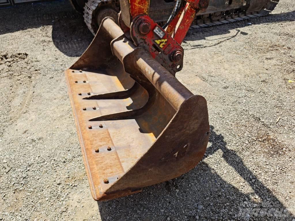 Komatsu PC 138-8 Pásové rýpadlá