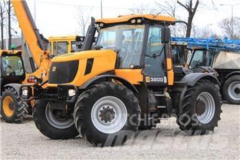 JCB Fastrac 3200 Traktory