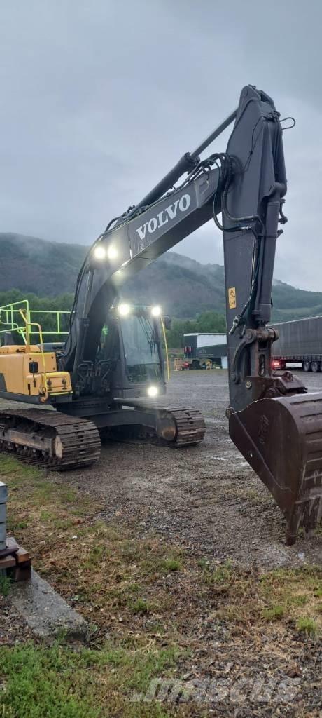 Volvo EC 220 DL Pásové rýpadlá