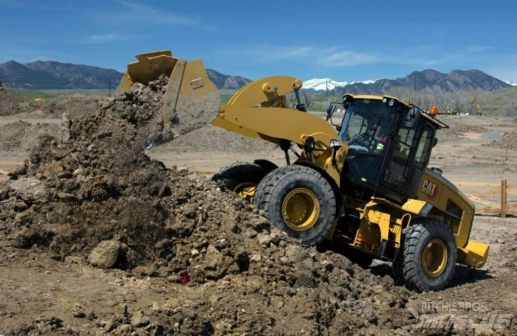 CAT 938 UTHYRES Kolesové nakladače