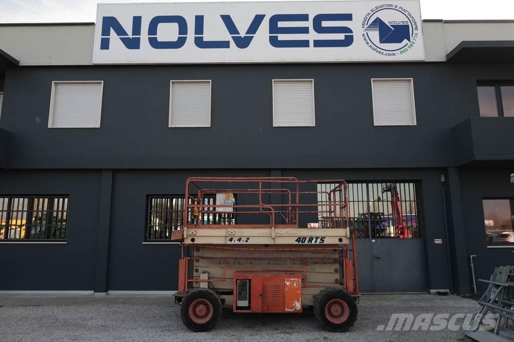 JLG 40RTS Nožnicové zdvíhacie plošiny