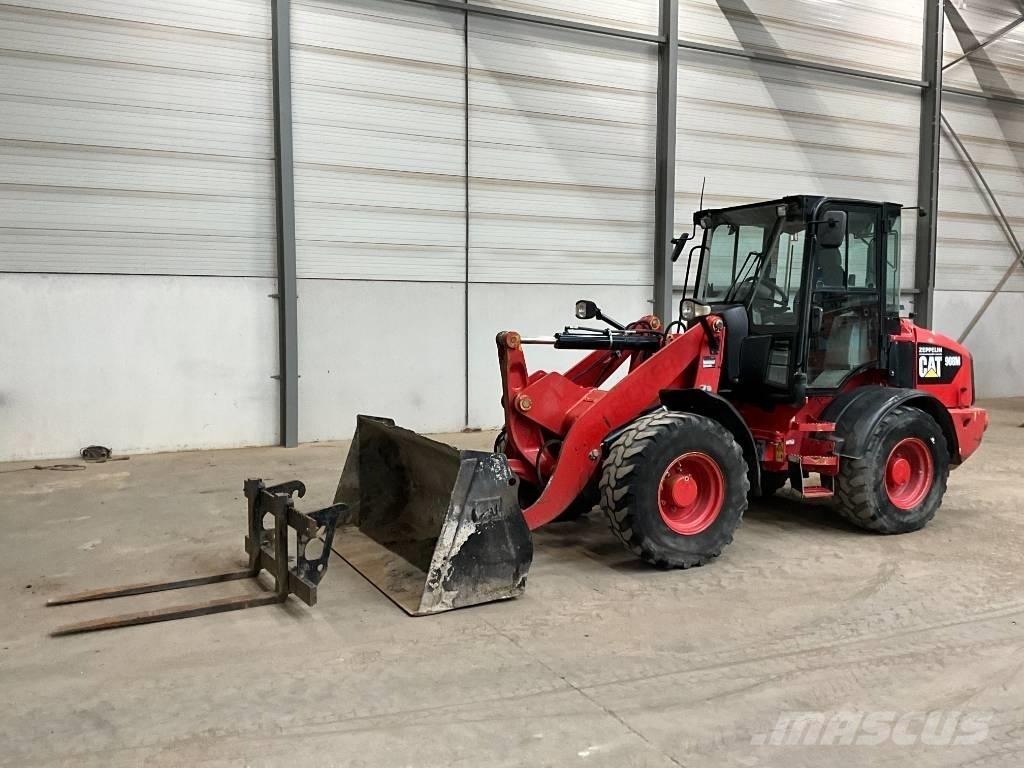 CAT 908 M Kolesové nakladače