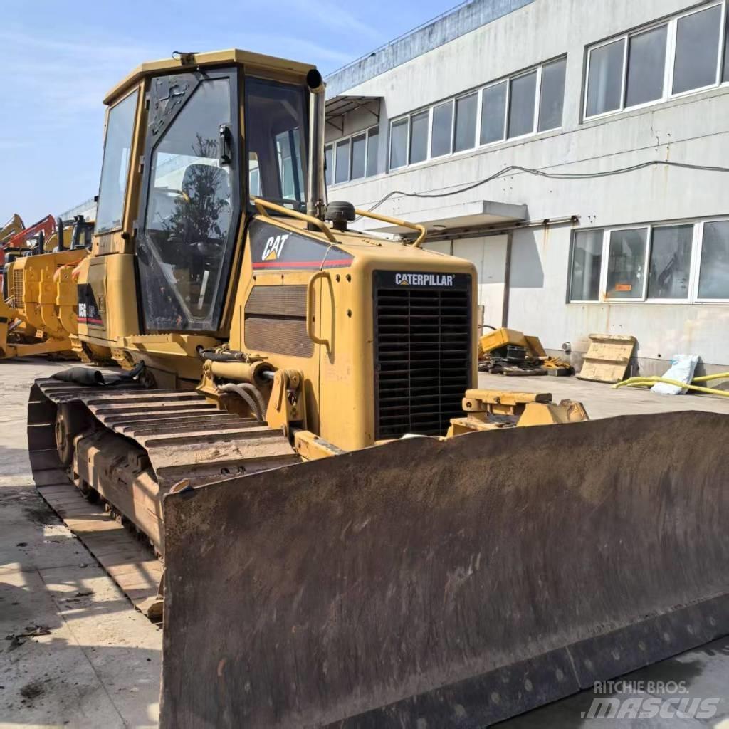 CAT D 5 G LGP Pásové dozéry