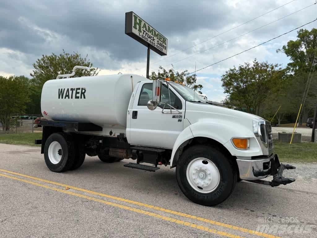 Ford F 650 Cisterny na vodu