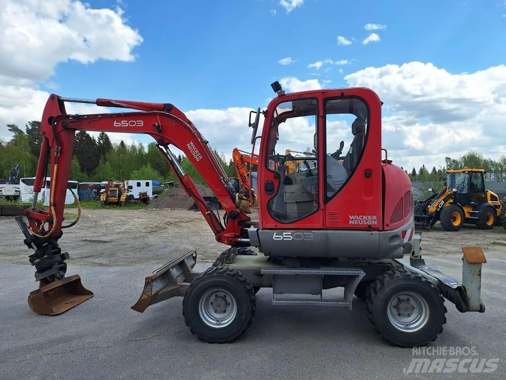 Wacker Neuson 6503 Kolesové rýpadlá