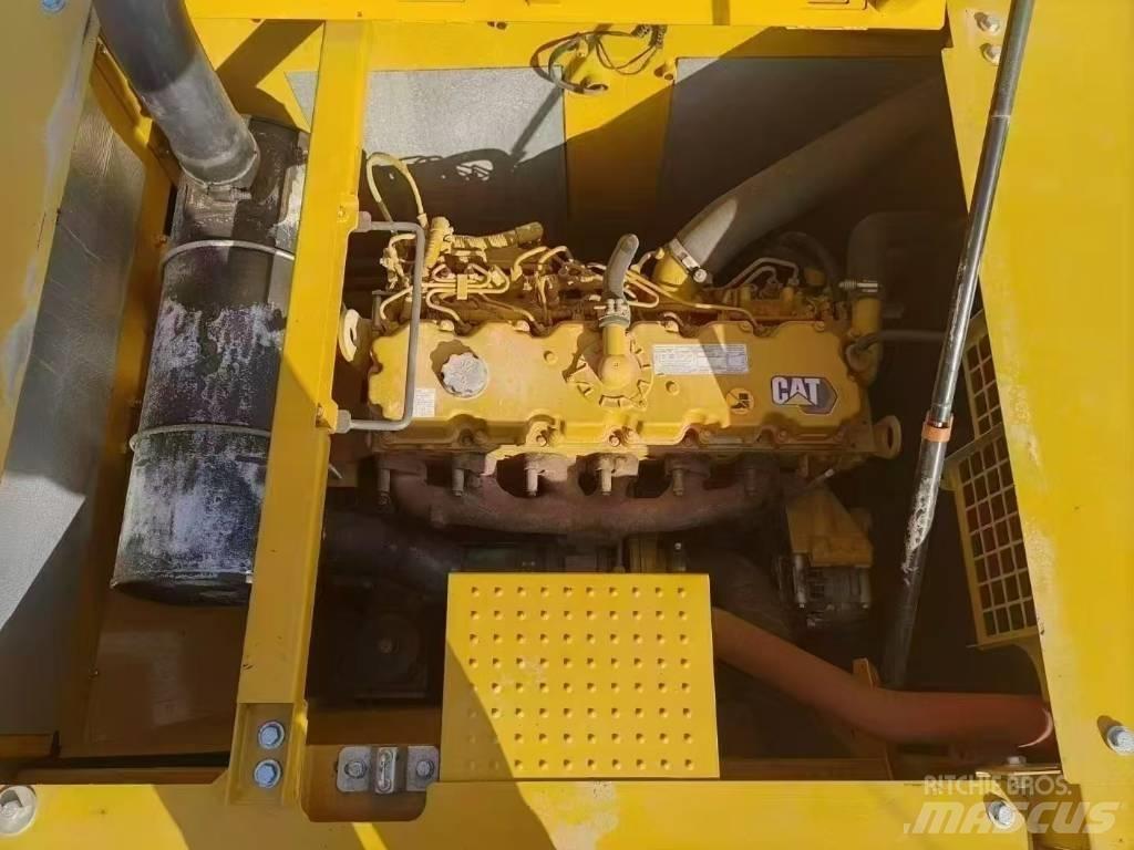 CAT 336 GC Pásové rýpadlá