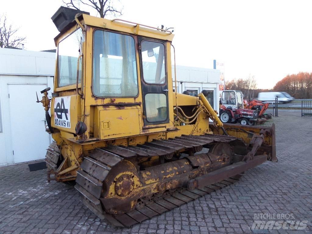 CAT D 4 E Pásové dozéry