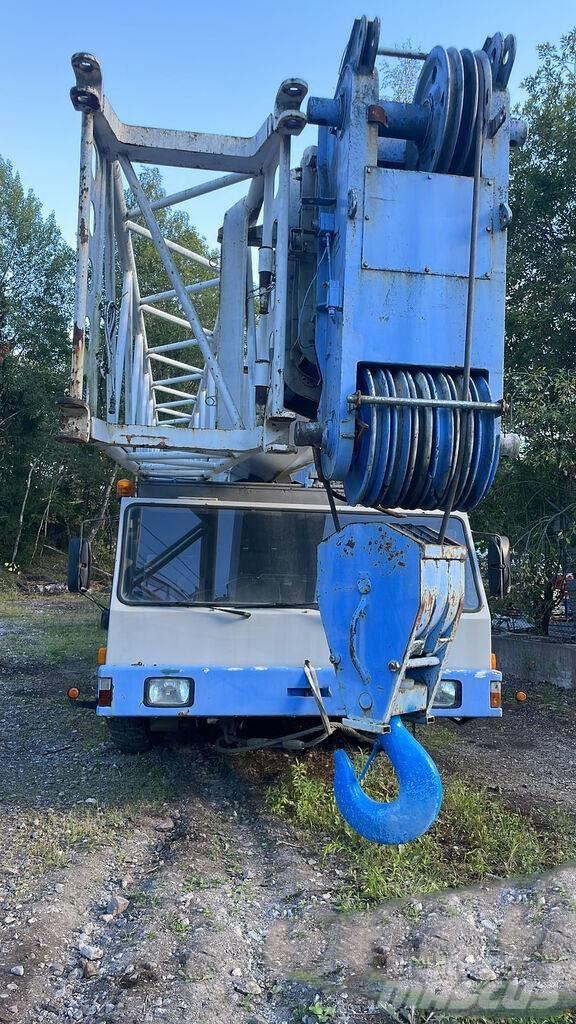 Liebherr LT 90 Univerzálne terénne žeriavy